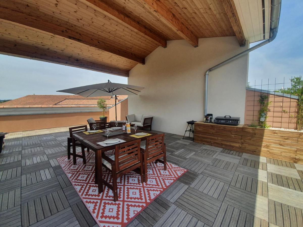 Appartement Terrasse 130m² panoramique, Piscine&Parking à Gréoux-les-Bains Extérieur photo