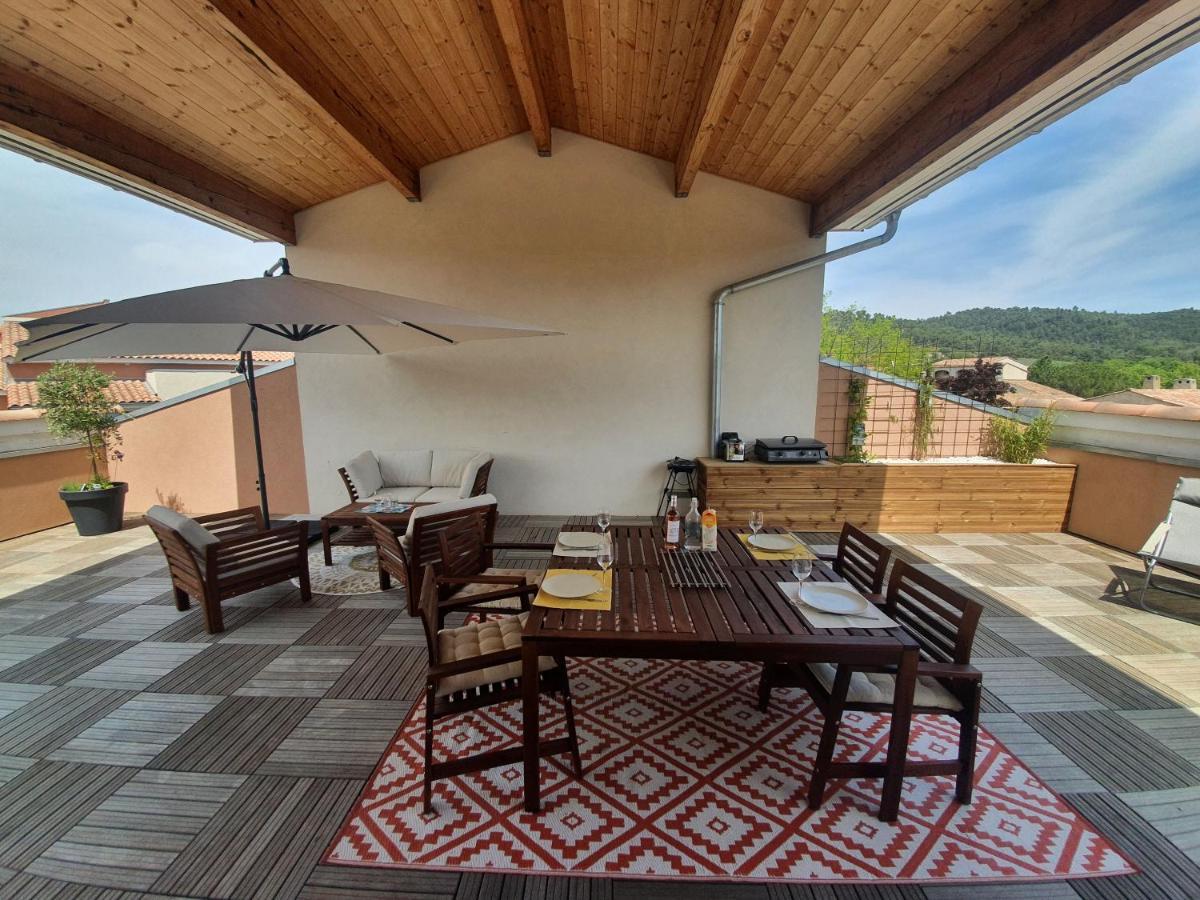 Appartement Terrasse 130m² panoramique, Piscine&Parking à Gréoux-les-Bains Extérieur photo